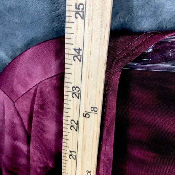 Kim Rogers Top Women’s Petite Small  Burgundy Sequined Shirt - Picture 12 of 16